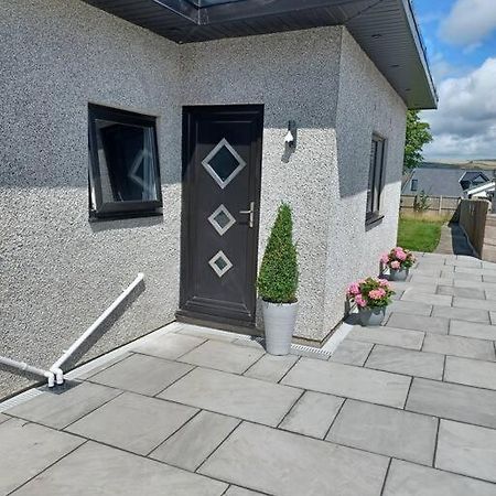 Beautiful Masons Hideaway Studio Apartment Bridgend  Exteriör bild
